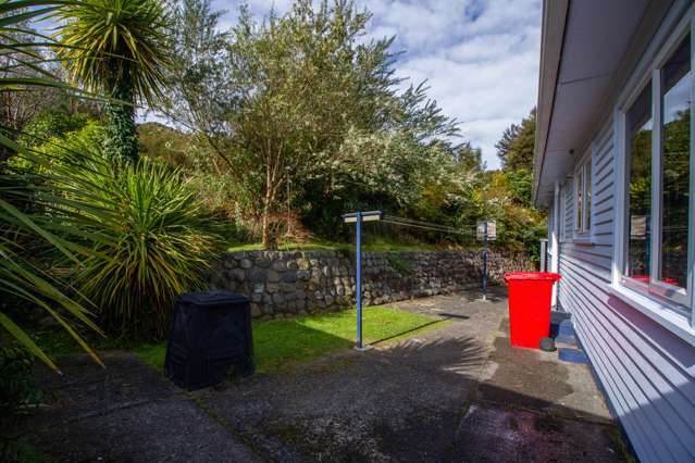 88 Hair Street Wainuiomata_2
