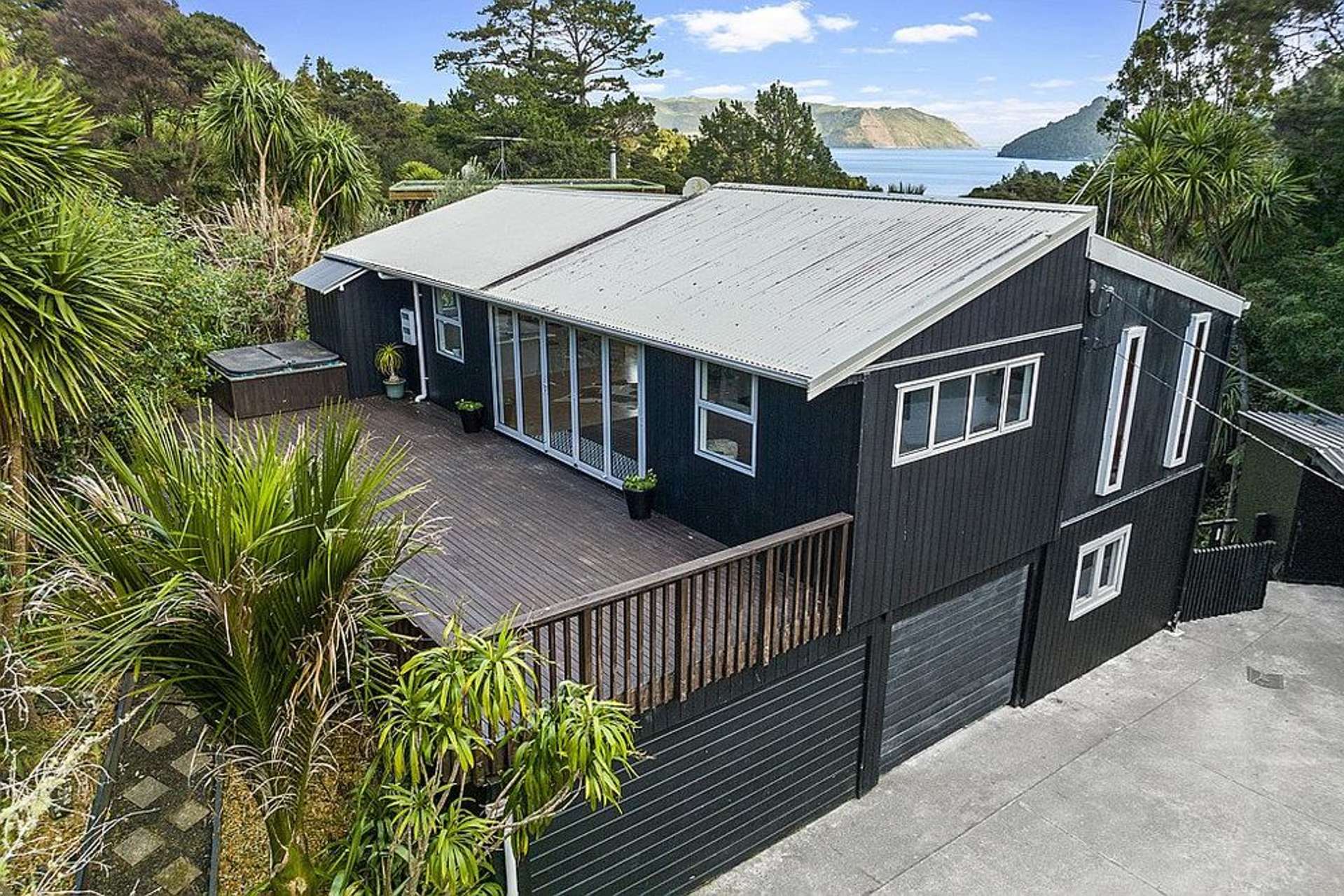 39 & 41 Upland Road Huia_0