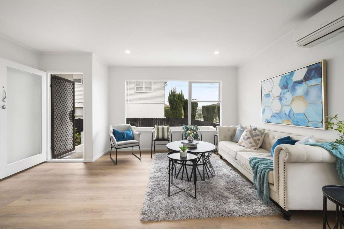 205 Bairds Road_2
