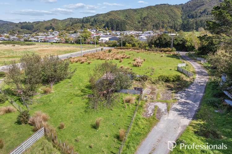 120 Upper Fitzherbert Road Wainuiomata_15