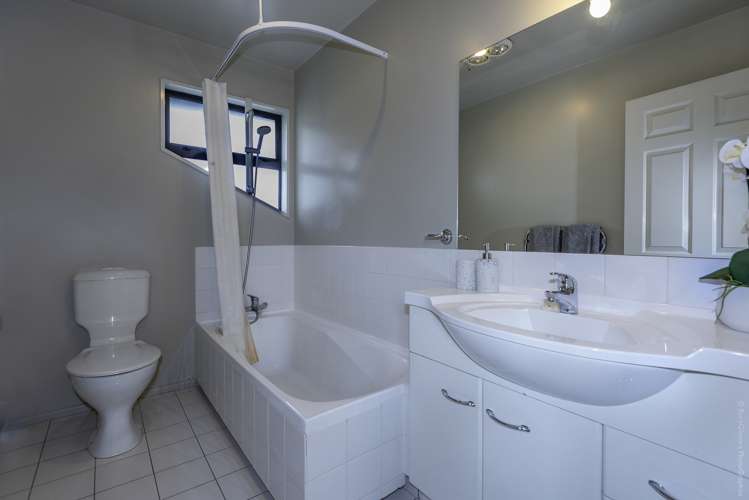 22 Studholme Street Somerfield_16