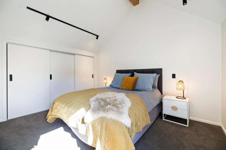 5 Escalator Avenue Jack's Point_12