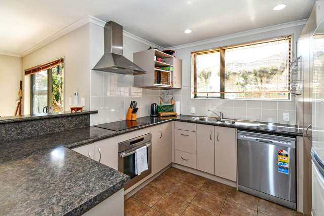 181 Keri Vista Rise Papakura_2