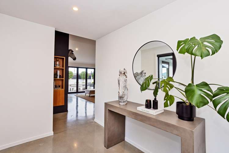 1 Lumsden Drive Waikiwi_16