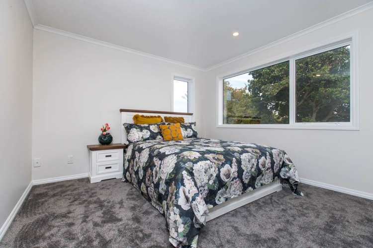 1158b New North Road Mount Albert_13