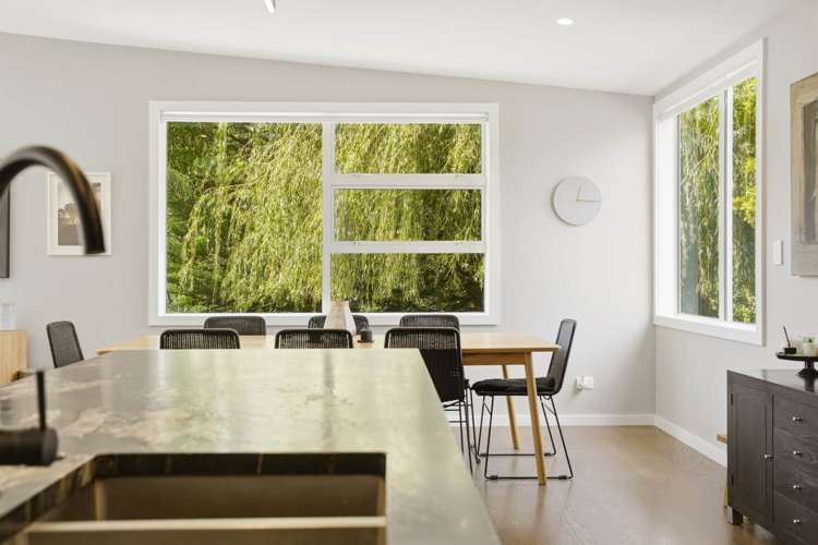 64 Heathcote Road Castor Bay_8