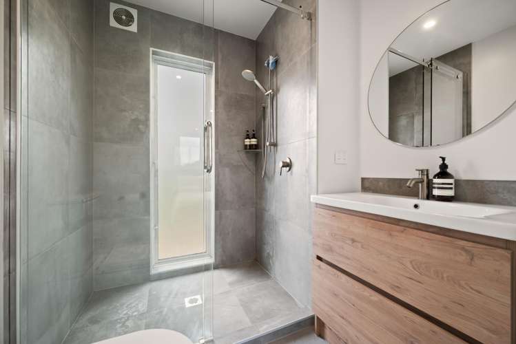 4/15 Domett Street Waltham_19