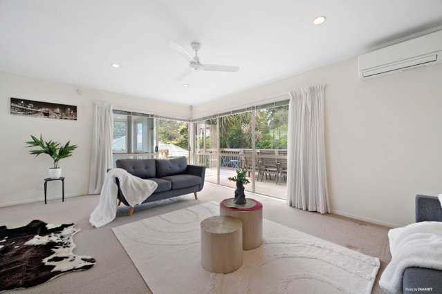 2/111 Seaview Road Glenfield_2