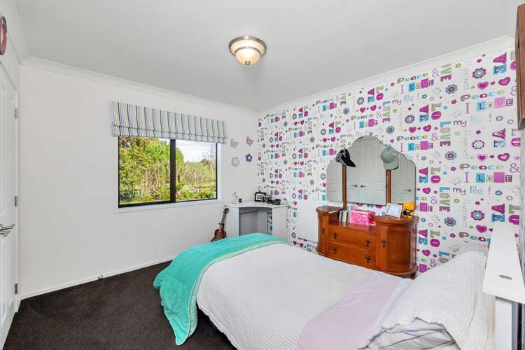 29 Awaroa Stream Drive Waiuku_11