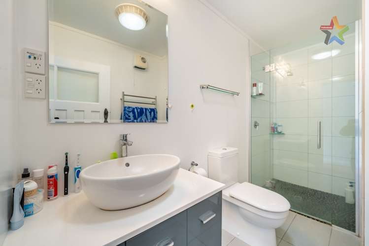 18 Kauri Street Miramar_9