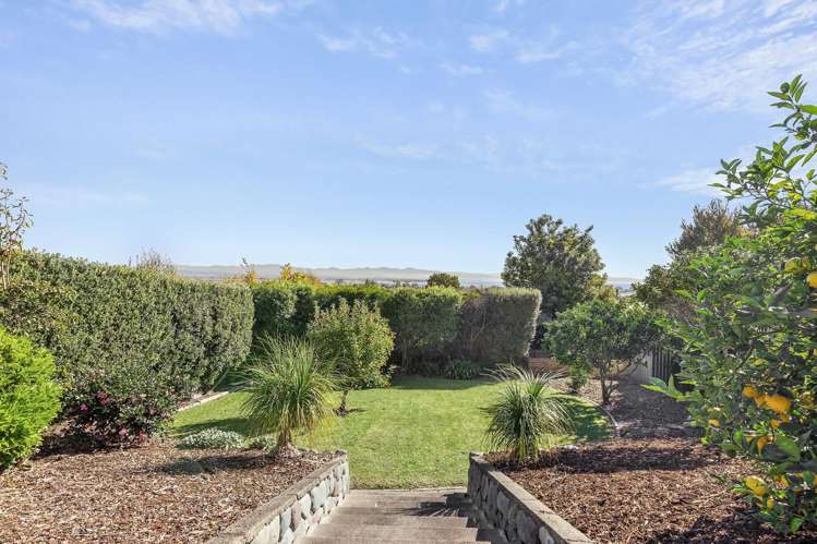 122 The Ridgeway Stoke_16