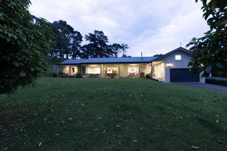 589 Inland Road Helensville_14