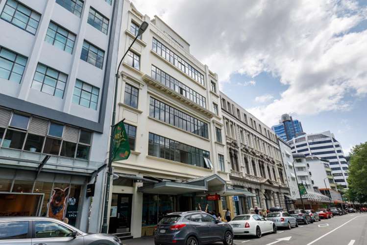 2A/124 Wakefield Street_0