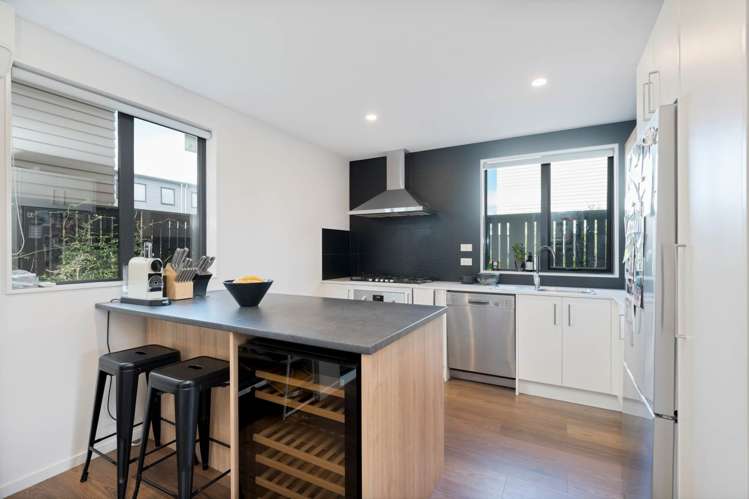 16 Hiki Street Hobsonville_8