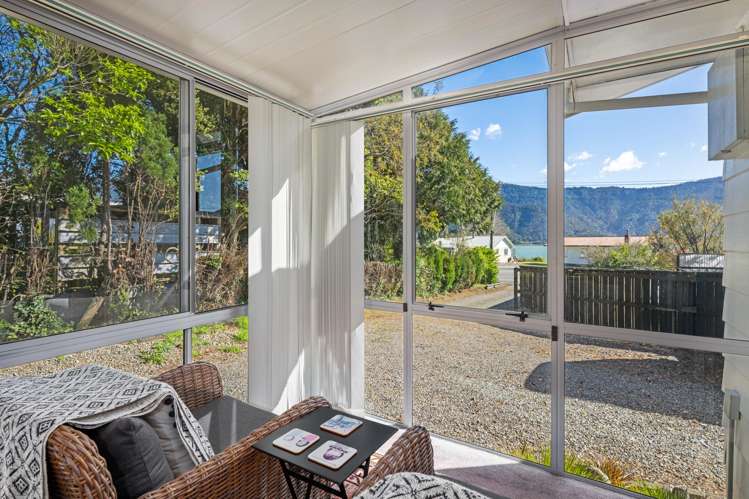 1/105 Main Road Havelock_13