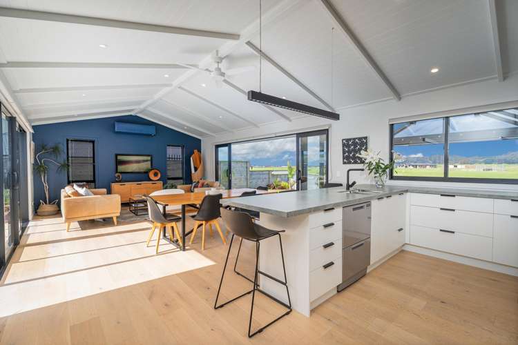 20 Ngaroma Crescent Whitianga_11