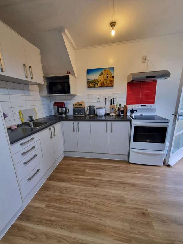 194 Godley Road Titirangi_2