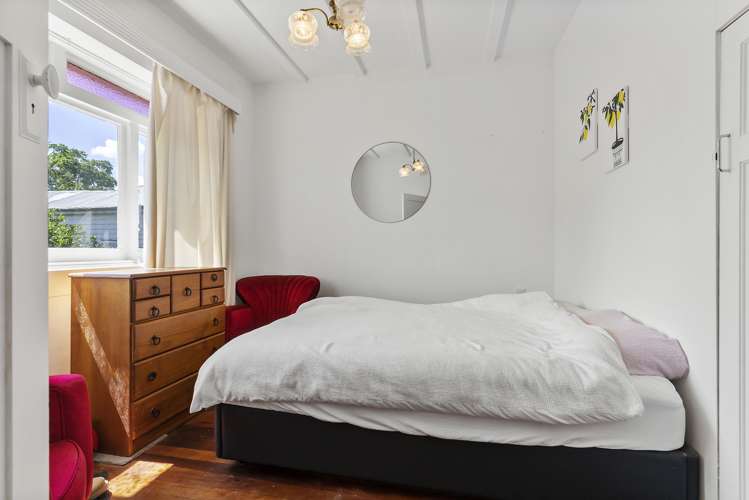 18 Leslie Avenue Sandringham_9