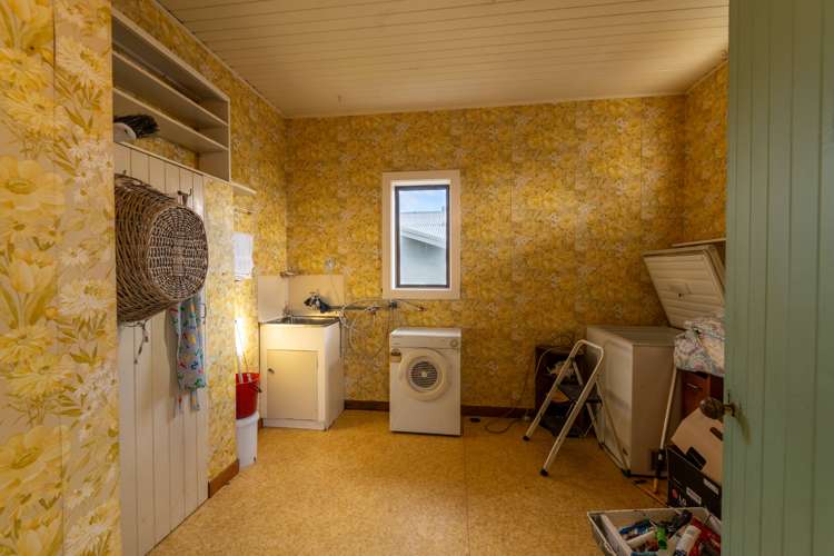 18 Thames Street Avenal_12