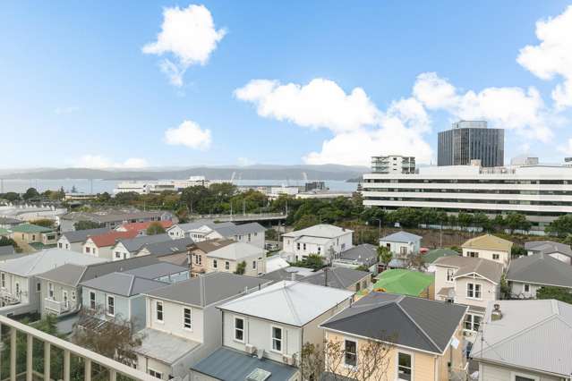 15/125 Grant Road Thorndon_3