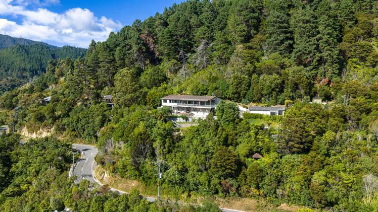 424 Port Underwood Road Whatamango Bay_37