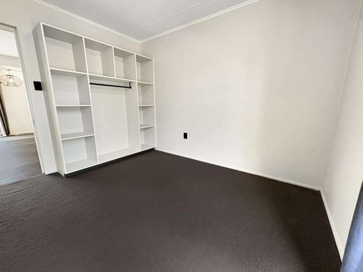 7 Whitby Place 10568_4