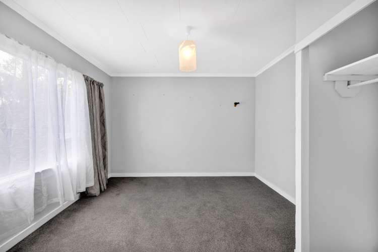 23 Layard Street Opunake_15