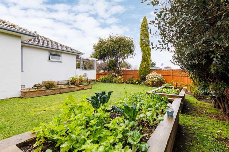 30 Churchill Avenue Feilding_3