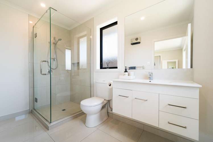 11 Atlantic Drive Fitzherbert_11