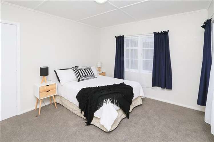 78 East Street Enderley_12