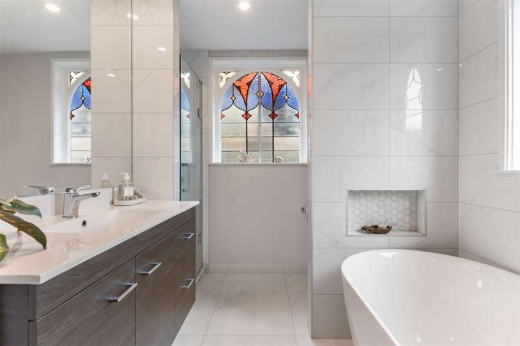 8a Queensway Three Kings_11