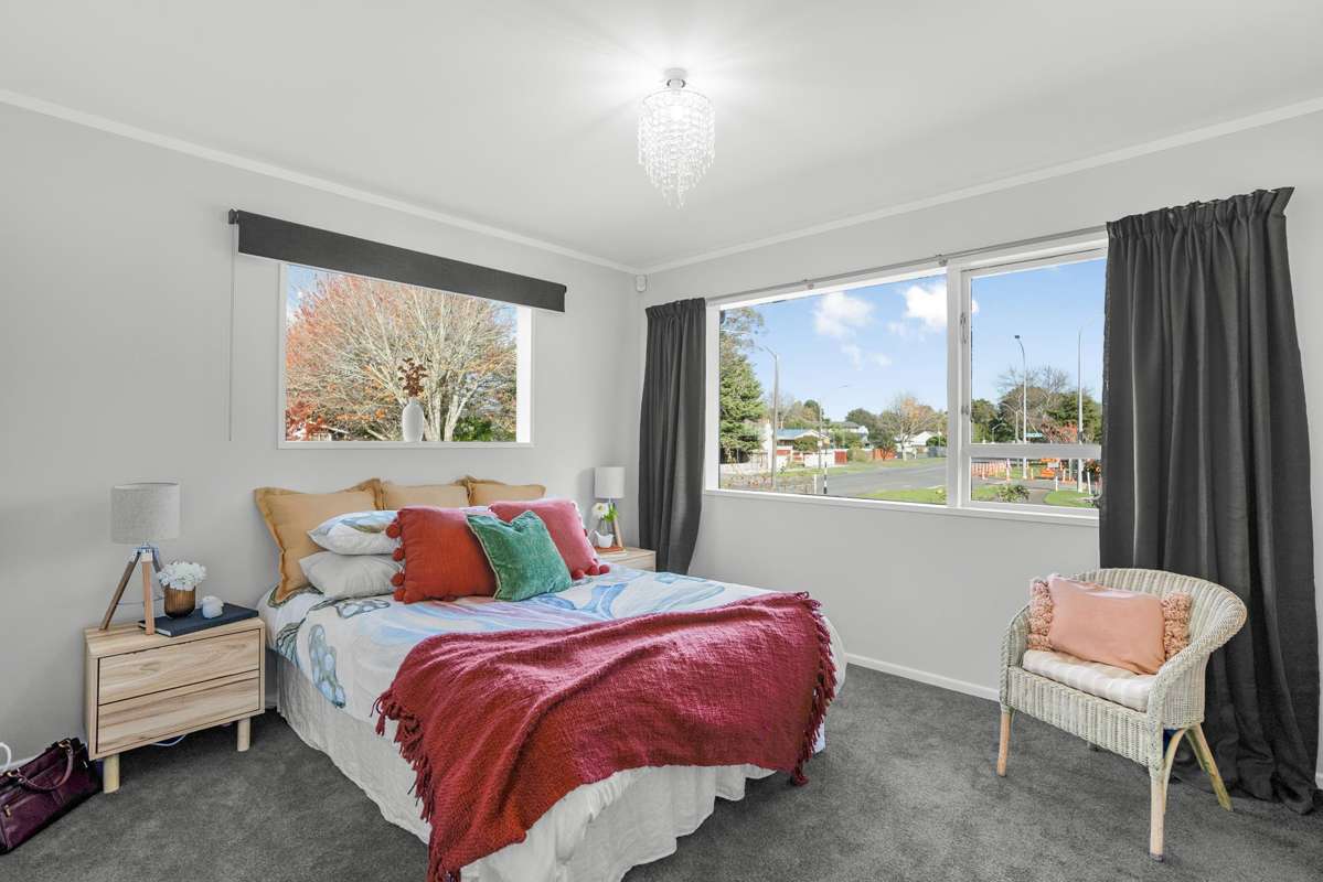 19 California Drive_5