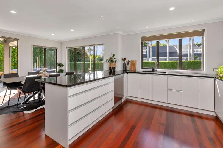 98B Western Hills Drive Kensington_14