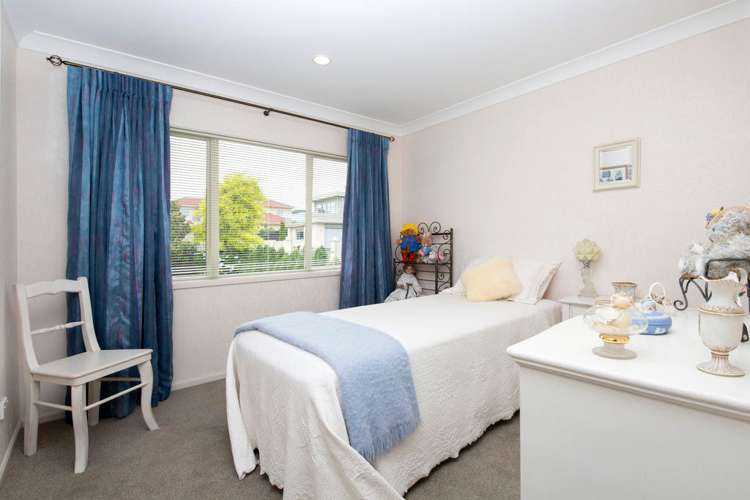 8 Bejoy Rise East Tamaki Heights_12