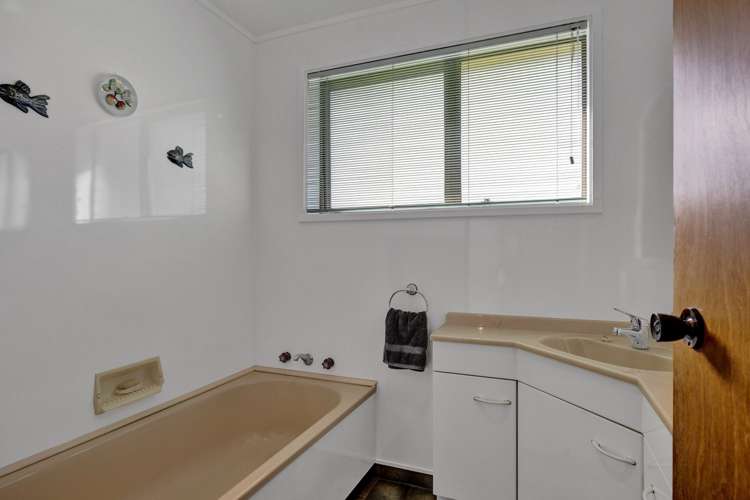 36 Fantham Street Hawera_14