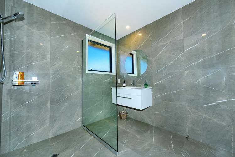 60 Oaks Drive Lincoln_20