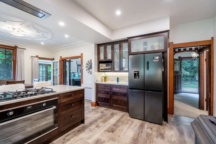 286 Bay Road West Plains_11