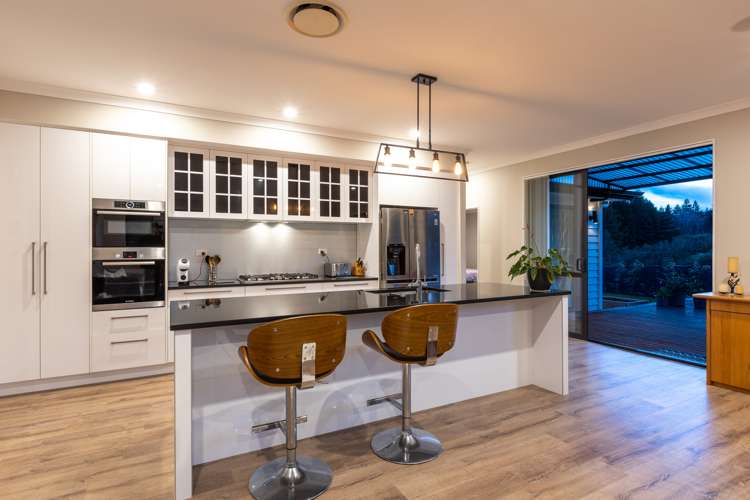 39 Syd Grant Crescent Orewa_5