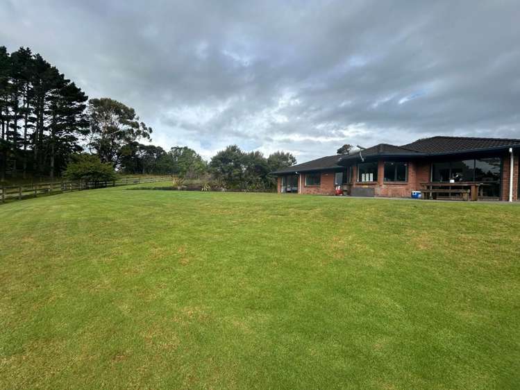 355 Kiwitahi Road Helensville_19