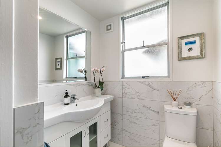 1/132 Onewa Road Northcote_8