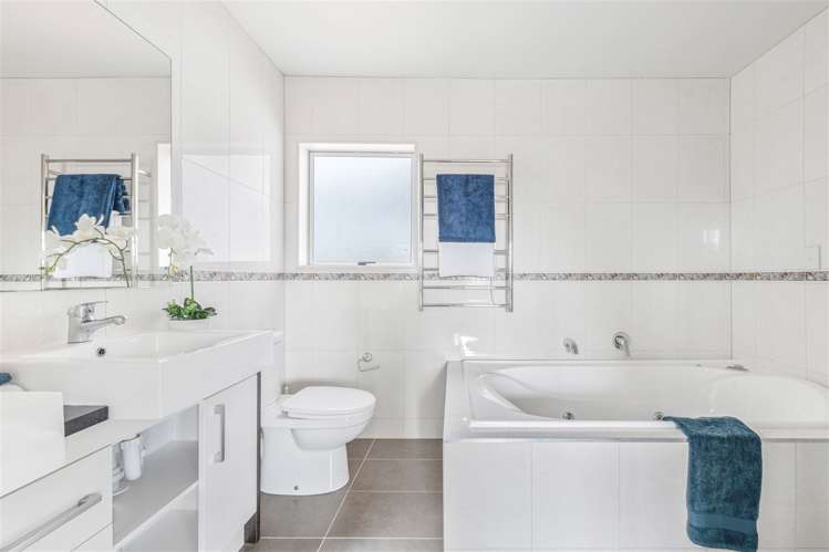 9 Savina Court Flat Bush_14