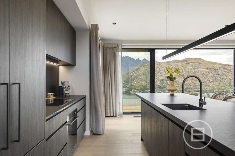 86 Middleton Road Queenstown Hill_5