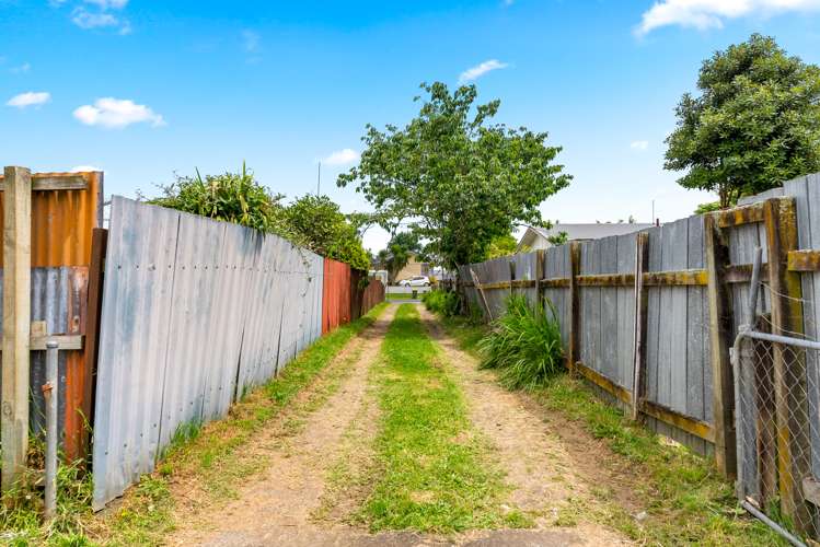 70 Friesian Drive Mangere_16