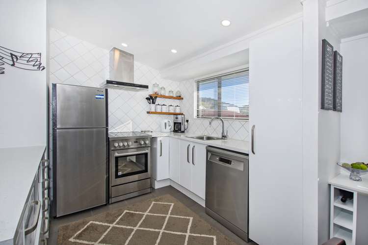 23 Great North Road Kamo_5