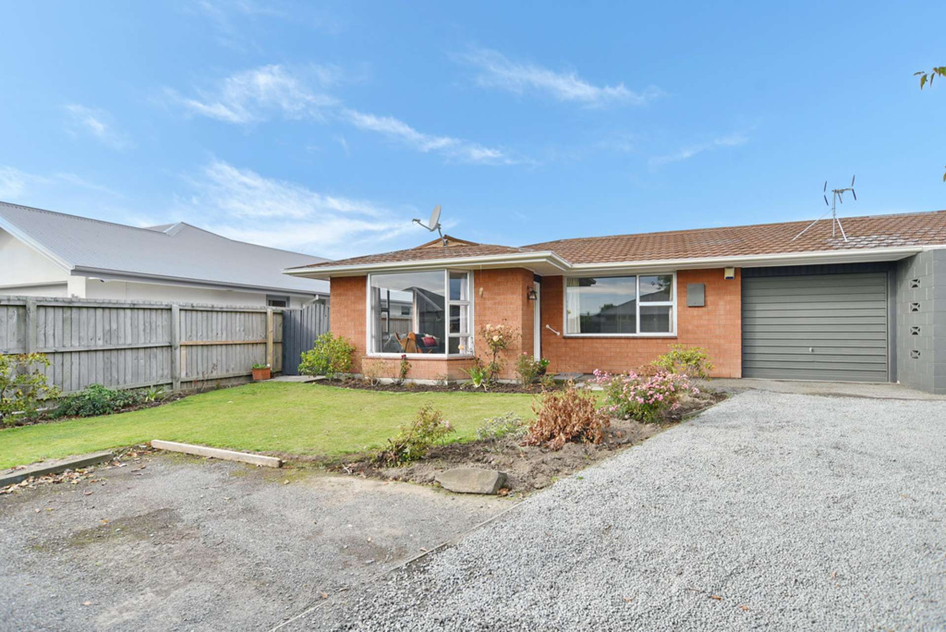 2/296b Wairakei Road Bryndwr_0