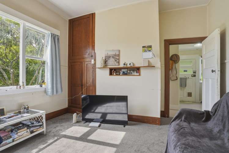 64 Hazel Avenue Caversham_11