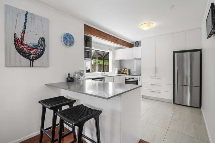 109 Takahe Road Titirangi_10