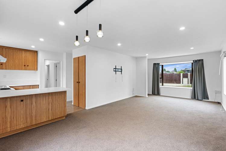 1/25 De Havilland Street Hornby_4