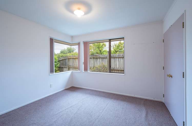 5 Wordsworth Place Stoke_17