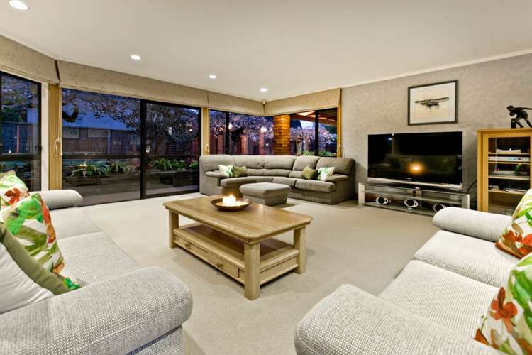 13 Wainoni Heights Greenhithe_5